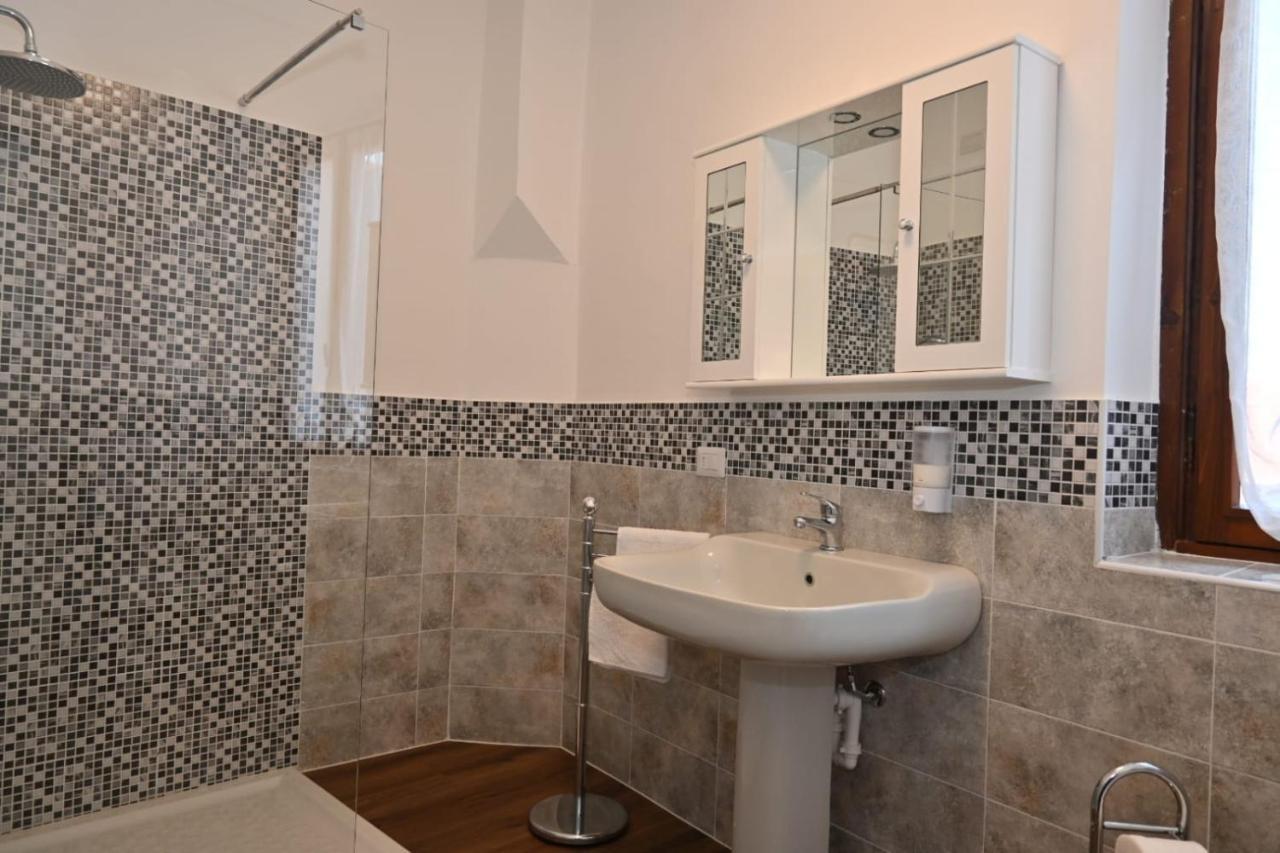 B&B Del Corso Castano Primo Экстерьер фото