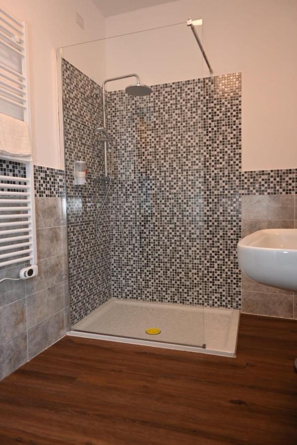 B&B Del Corso Castano Primo Экстерьер фото